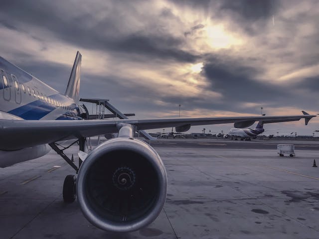 FLIGHT BOOKING UNDER BUDGET